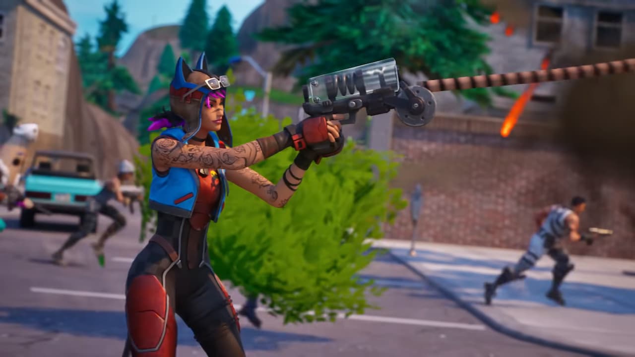 Players in Fornite OG running to smoke, some with weapons and one inside a bush disguise. Player closest to camera uses grappling hook.