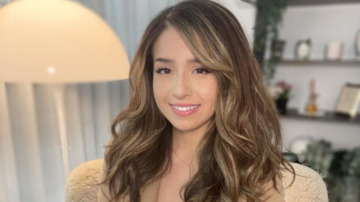 Pokimane-posing-for-an-official-corporate-photograph