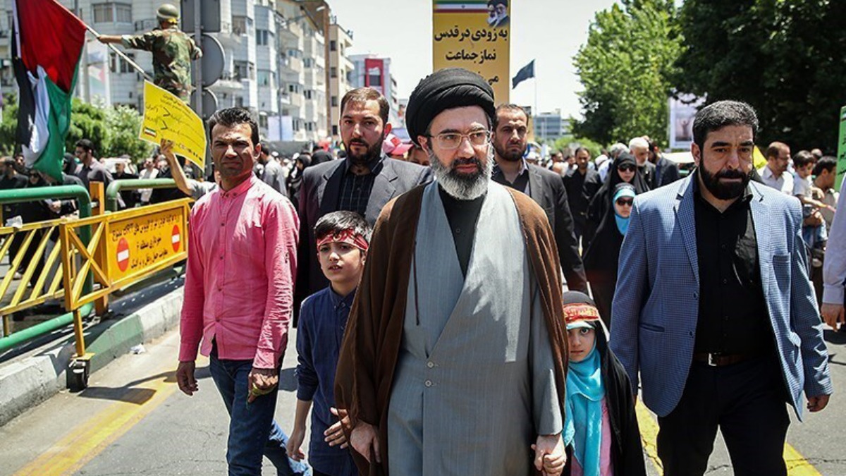 Image by Hamed Malekpour, CC BY 4.0. Via Wikimedia Commons.