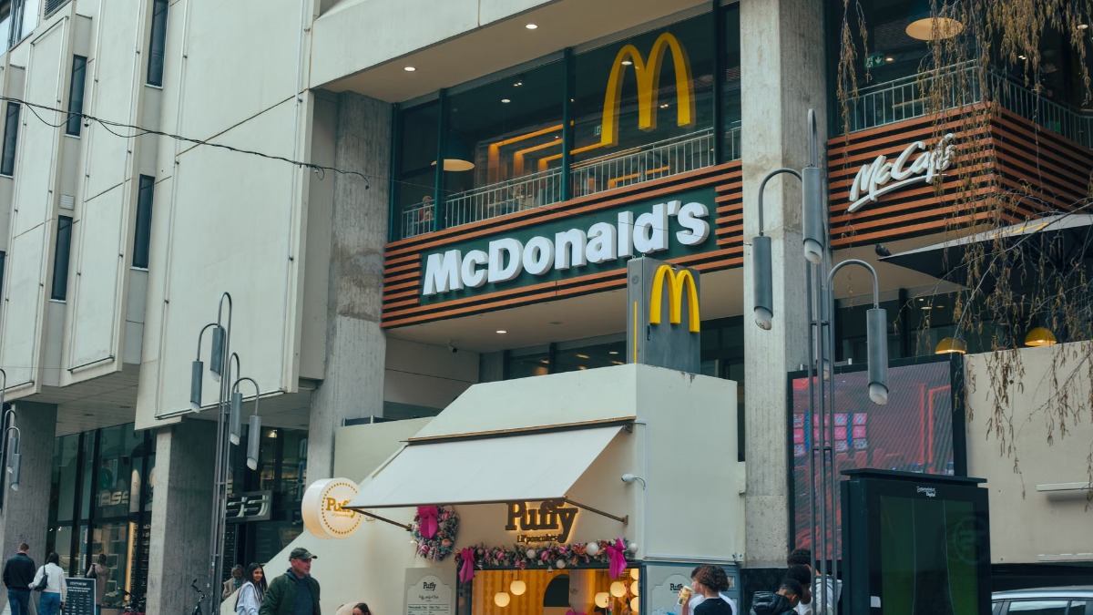 Бывший шеф-кондитер устроилась на работу в McDonald's ради семьи