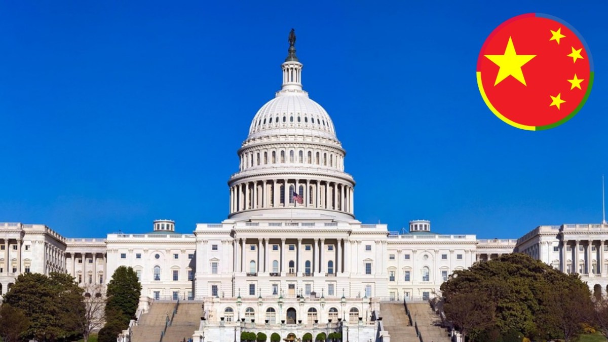 U.S. Capitol building under a clear blue sky, with an inset graphic of the Chinese flag.